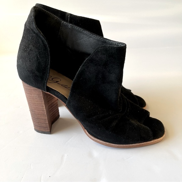 42 Gold Black Suede Heeled Peep Toe Ankle Booties Size 6 - Picture 2 of 14